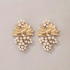 Boho Pearl Flower Leaf Earrings